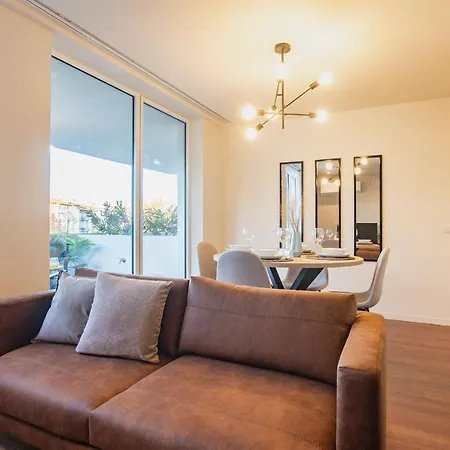 Bombarda By Lovelystay Apartment *