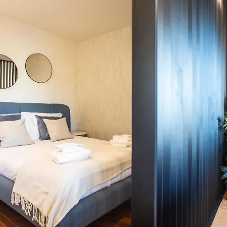 Bombarda By Lovelystay Apartment