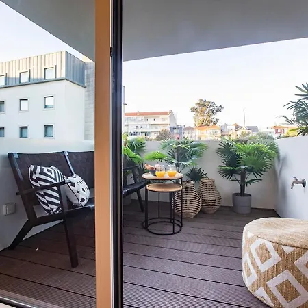 Apartment Bombarda By Lovelystay Porto