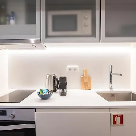 Bombarda By Lovelystay Apartment Porto