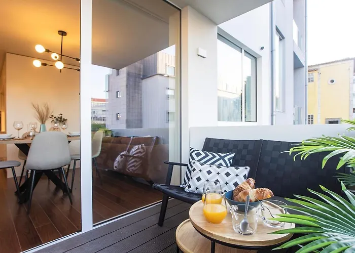 Bombarda By Lovelystay *