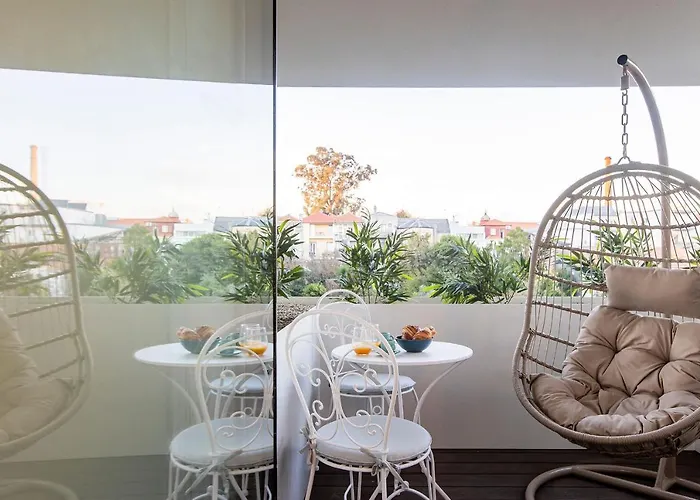 Daire Bombarda By Lovelystay Porto