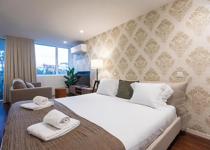 Bombarda By Lovelystay Porto