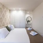 Bombarda By Lovelystay شقة