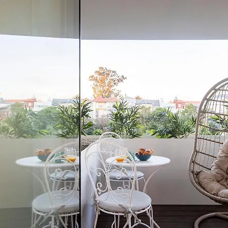 Apartament Bombarda By Lovelystay Porto